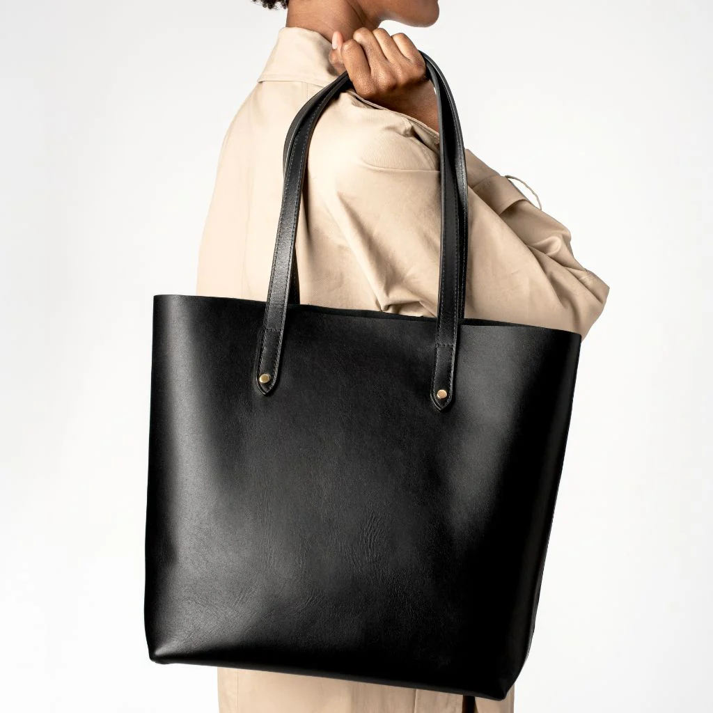 Everyday Tote | Black (L) (Gold) - Image 7