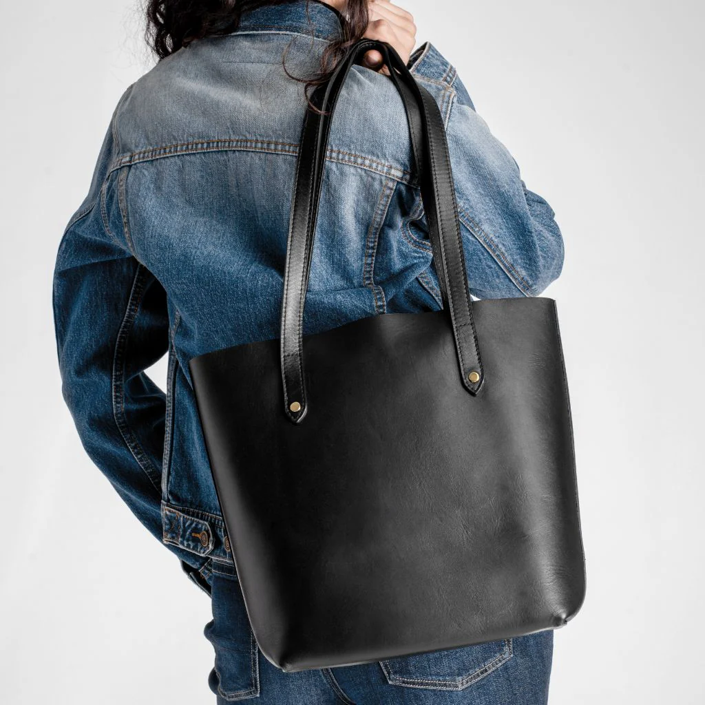 Everyday Tote | Black (M) (Gold) - Image 6