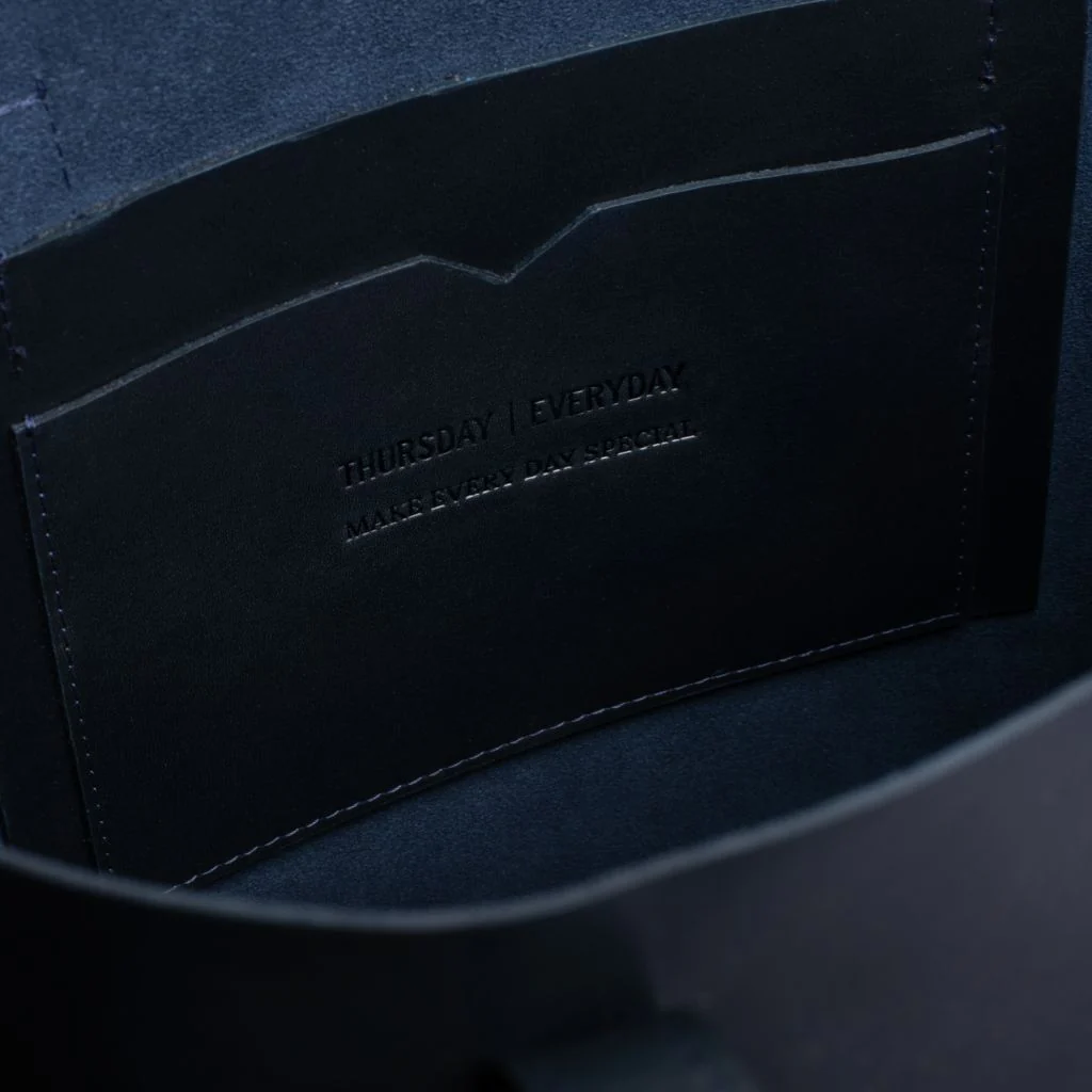 Everyday Tote | Navy (M) - Image 5