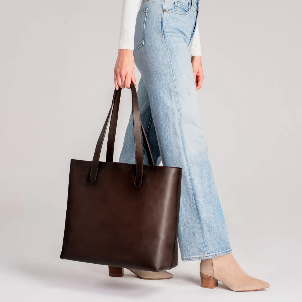 Everyday Tote | Old English (XL) - Image 6